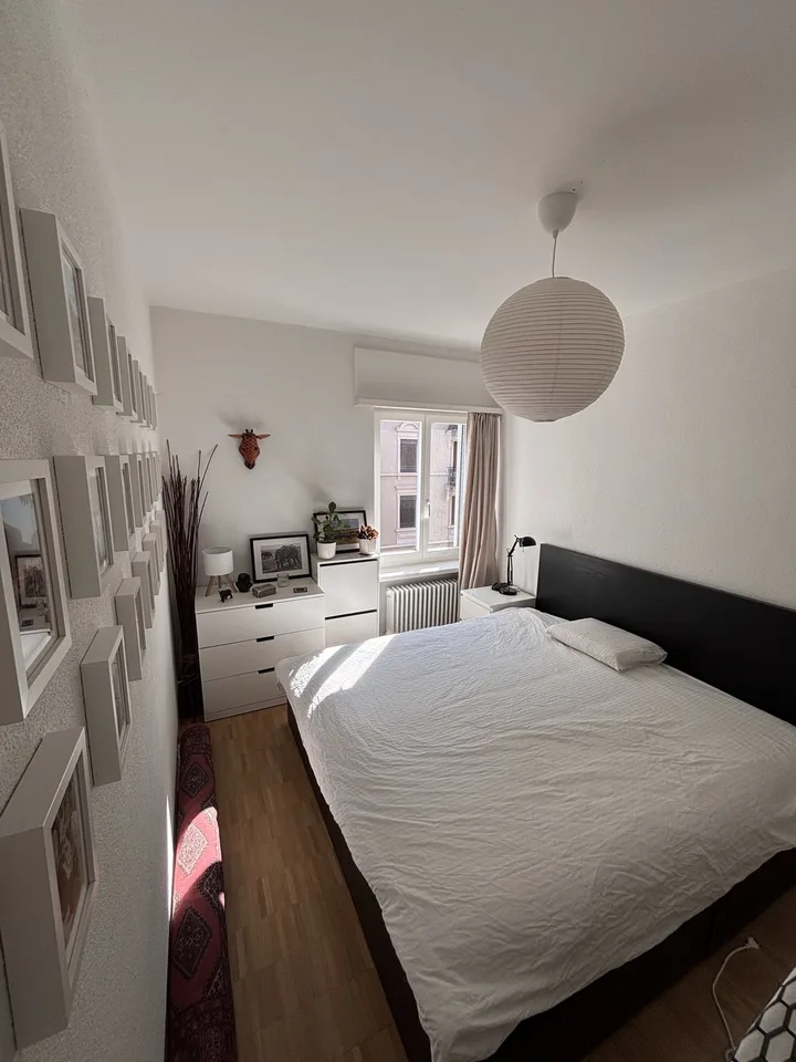 Furnished 2.5 room appartment to sublet for 8 months in Wiedikon