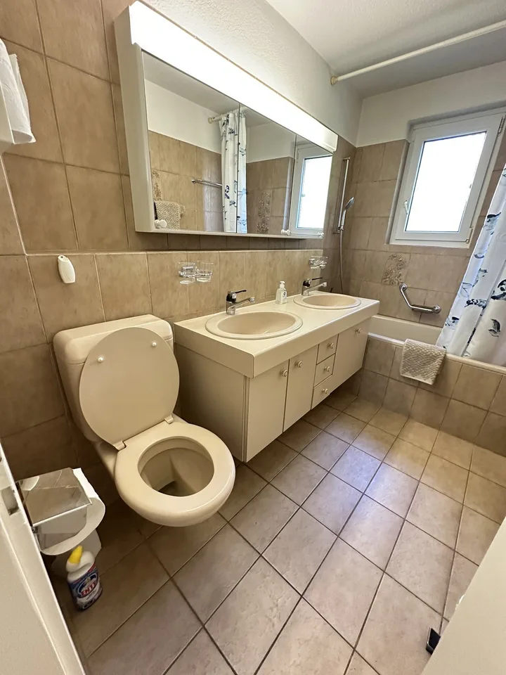 MydiHei Co-living: Furnished Room in a Two Person Flatshare