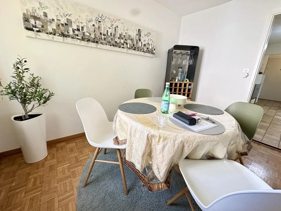 MydiHei Co-living: Furnished Room in a Two Person Flatshare