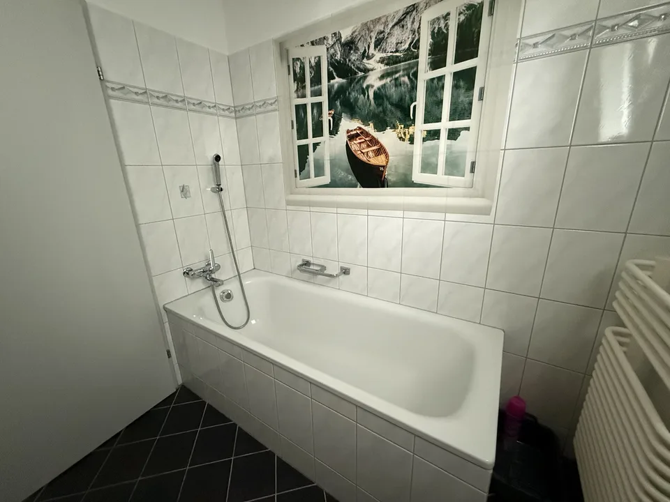 schöne 3.5 Zimmer Wohnung in guter Lage mit Terrasse
