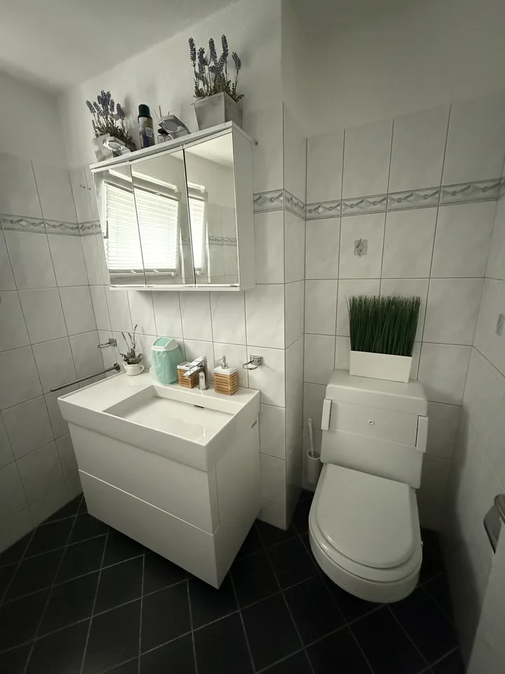 schöne 3.5 Zimmer Wohnung in guter Lage mit Terrasse