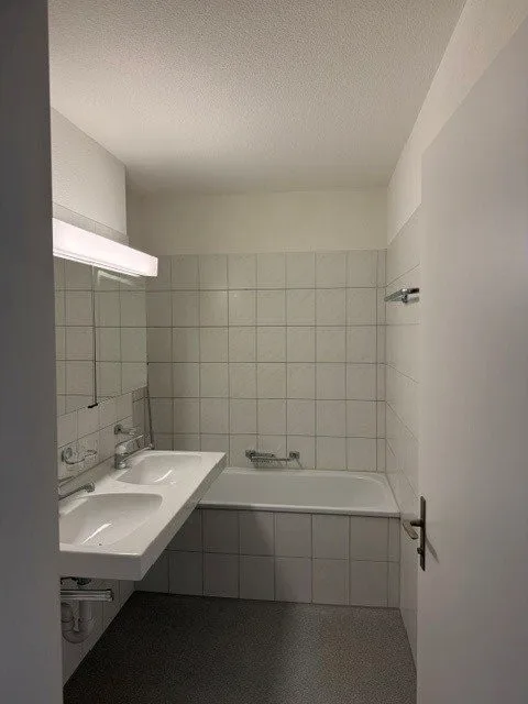 Tolle Wohnung Nähe Einkaufszentrum "Markthof"
