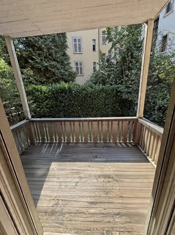 Attraktive Wohnung am Zürichberg: befristet bis 30.04.2027
