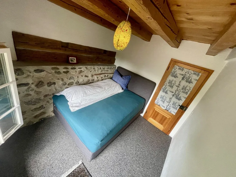 Pendlerzimmer mit eigenem Bad – Volketswil