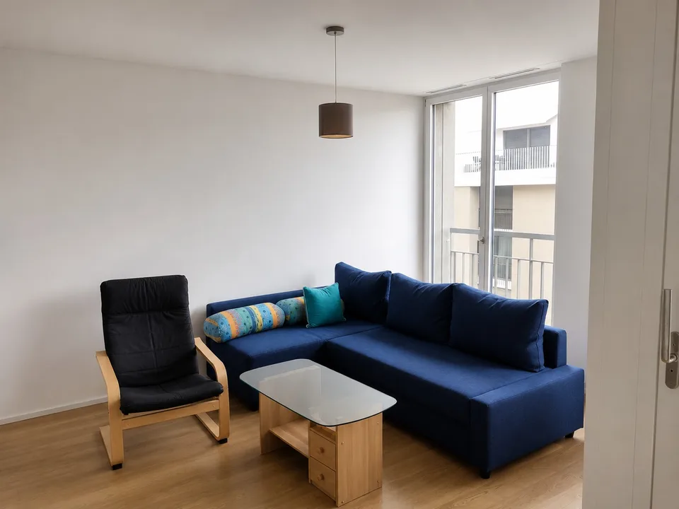 Moderne Wohnung in ruhiger, aber dennoch stadtnaher Lage / Modern apartment in a quiet location, yet close to the city center