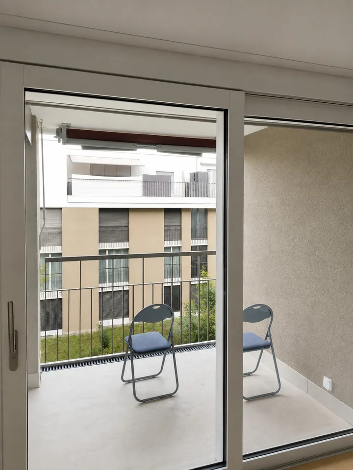 Moderne Wohnung in ruhiger, aber dennoch stadtnaher Lage / Modern apartment in a quiet location, yet close to the city center