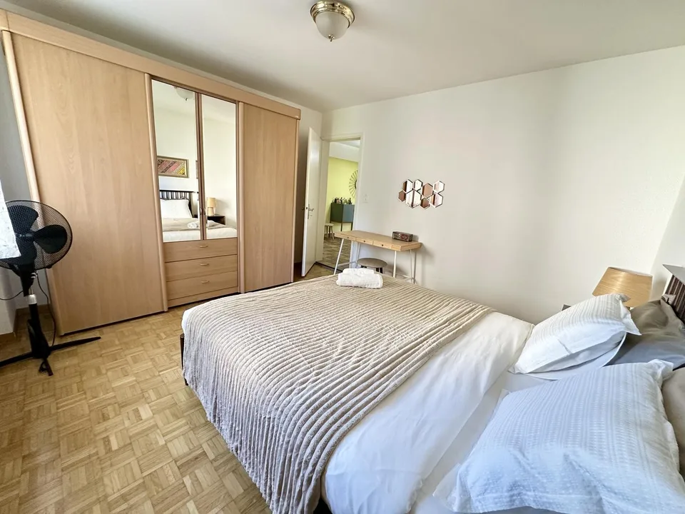 MydiHei Co-living: Furnished Room in a Two Person Flatshare