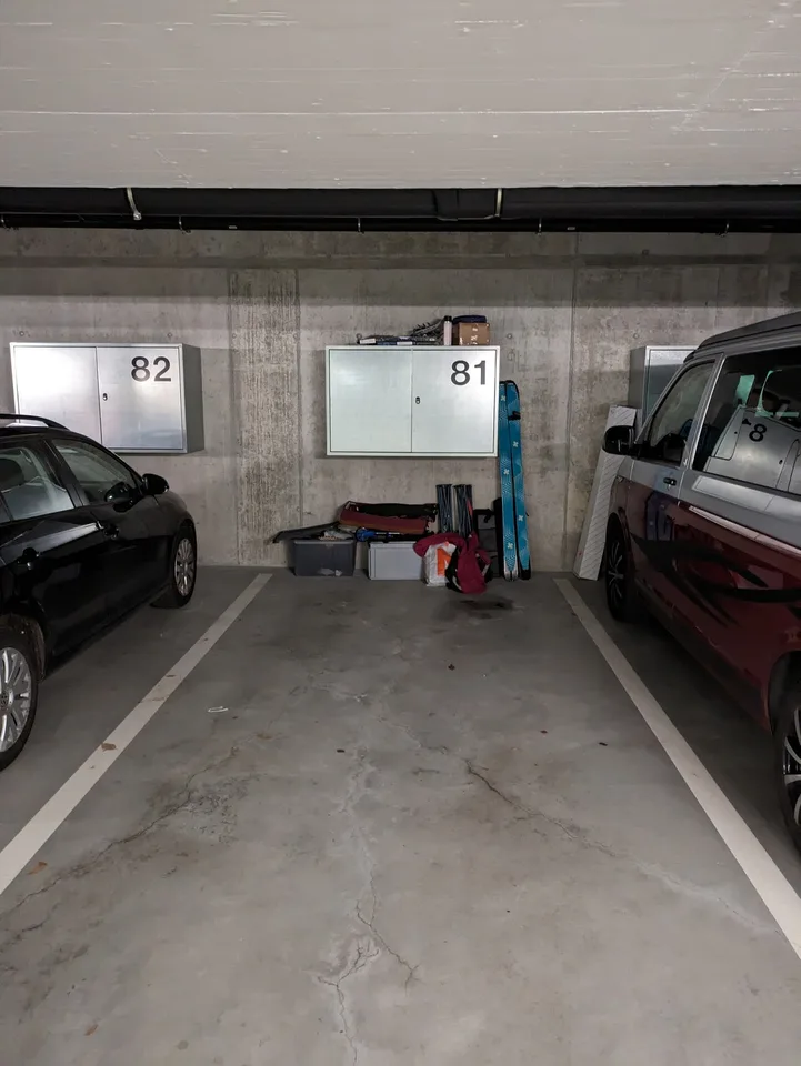 Zentraler & günstiger Parkplatz (Siedlungs-Tiefgarage)