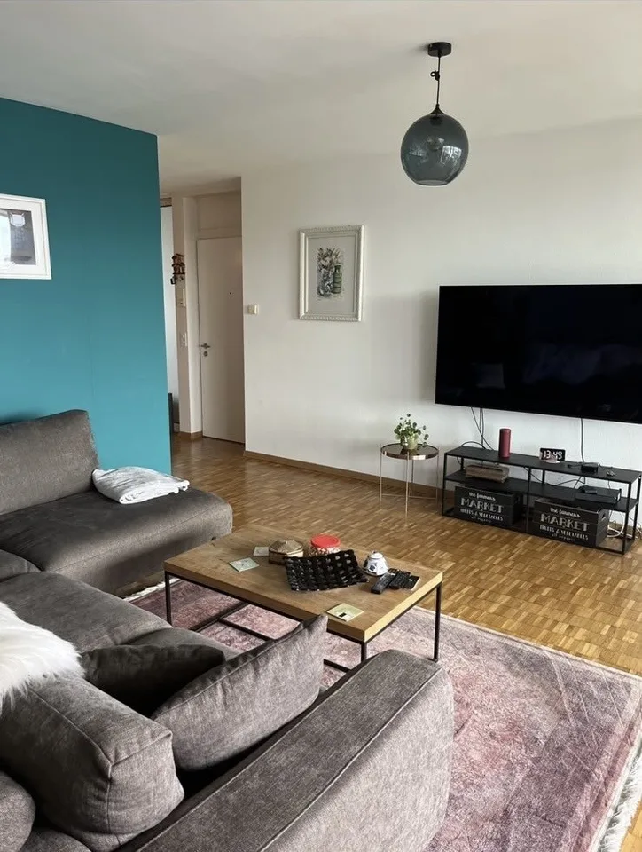WG Zimmer in 4.5 Zimmer zu vergeben