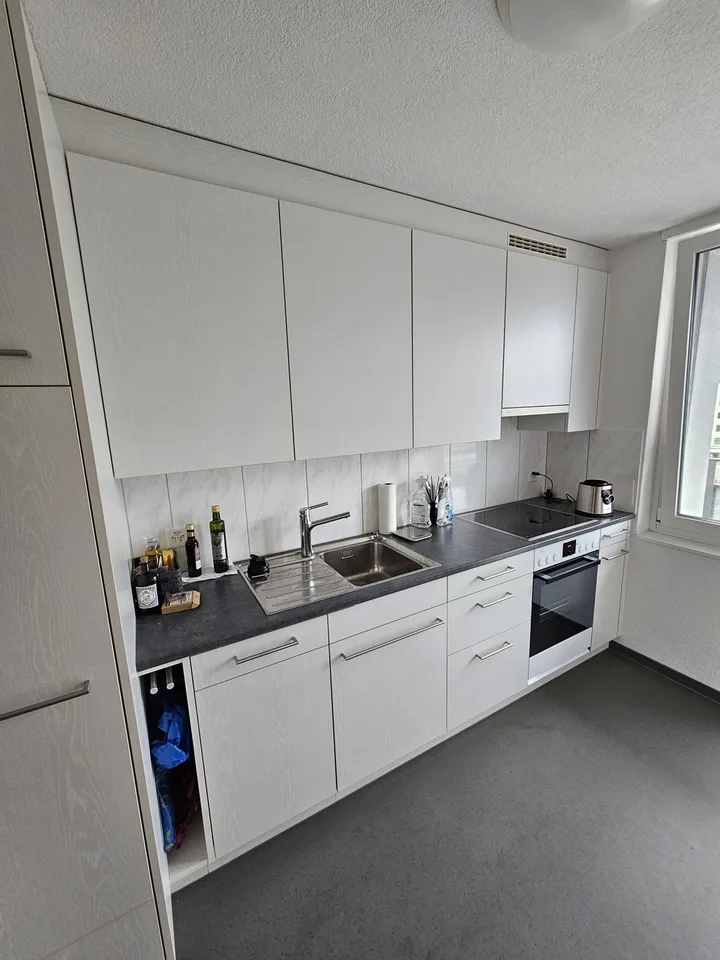 *Sublet* Spacious 2.5 room flat in the heart of Oerlikonkon