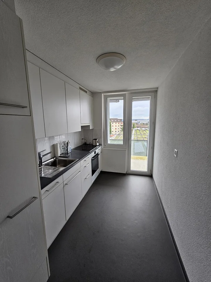 *Sublet* Spacious 2.5 room flat in the heart of Oerlikonkon