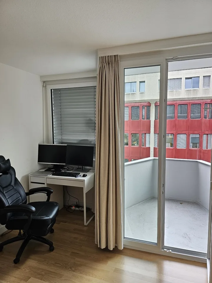 *Sublet* Spacious 2.5 room flat in the heart of Oerlikonkon