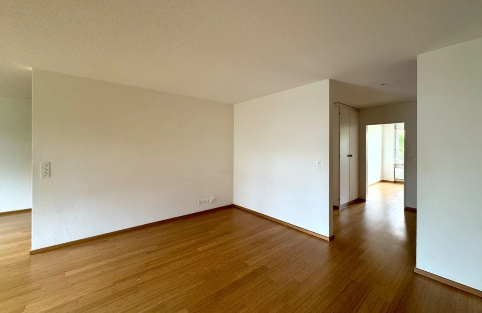 Helle 3.5-Zimmerwohnung in ruhigem Wohnquartier mit neuer Küche
