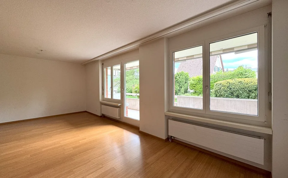 Helle 3.5-Zimmerwohnung in ruhigem Wohnquartier mit neuer Küche