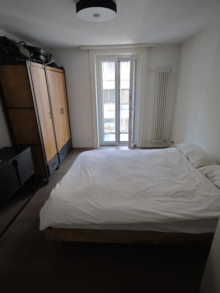 Zentral gelegene 2 ½ Zimmer Wohnung im Kreis 4, möbliert