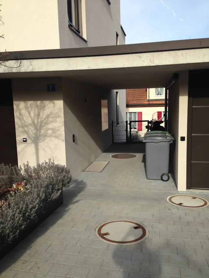 "Möblierte 1.5 Zimmer Einliegerwohnung in 8047 Zürich zw. Albisrieden und Triemlispital"