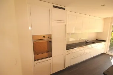 ​ Horgen - Sunny 4.5-room garden apartment – family friendly, 2 bathrooms & 2​ H ​indoor parking spaces​