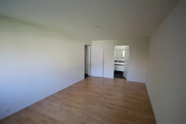 ​ Horgen - Sunny 4.5-room garden apartment – family friendly, 2 bathrooms & 2​ H ​indoor parking spaces​
