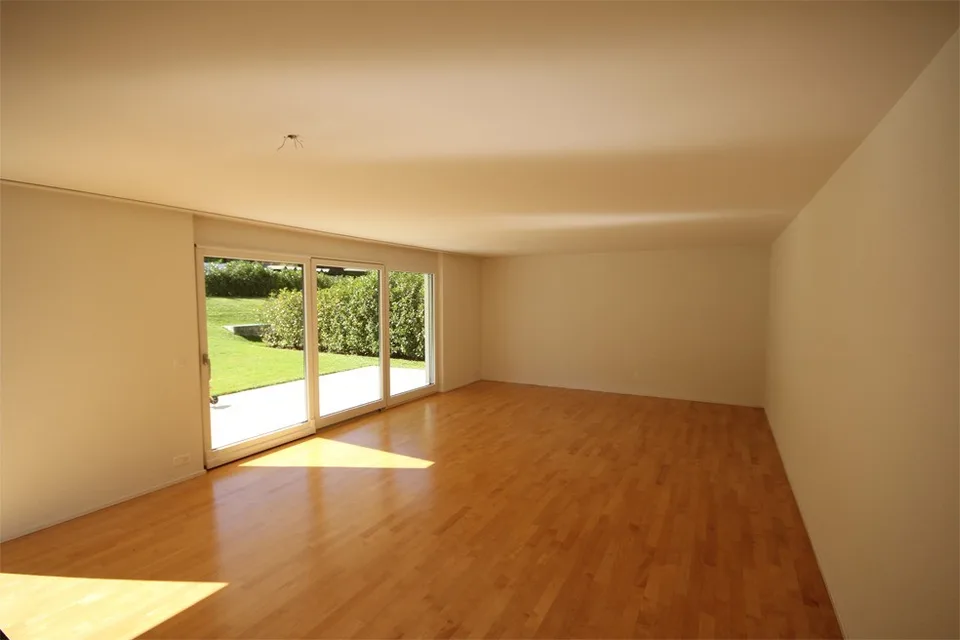 ​ Horgen - Sunny 4.5-room garden apartment – family friendly, 2 bathrooms & 2​ H ​indoor parking spaces​