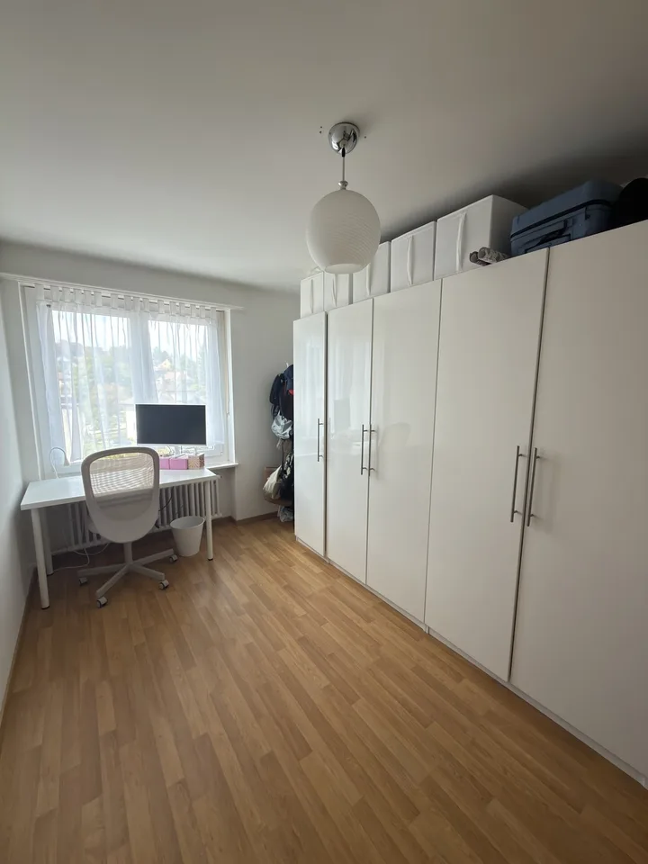 Helle möblierte 3-Zimmer-Wohnung in 6015 Reussbühl zur Untermiete