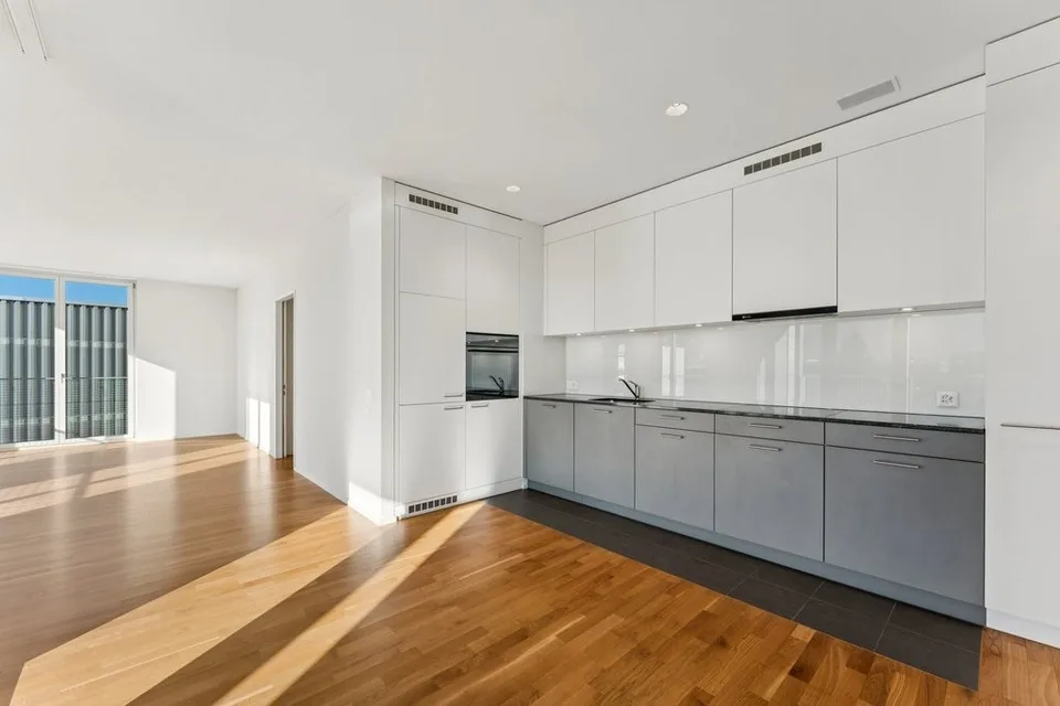 Lichtdurchflutete 4.5-Zimmerwohnung im 6. Obergeschoss