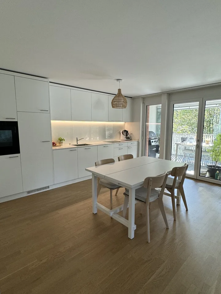 2.5 apartment to rent - only temporary september-october - all included