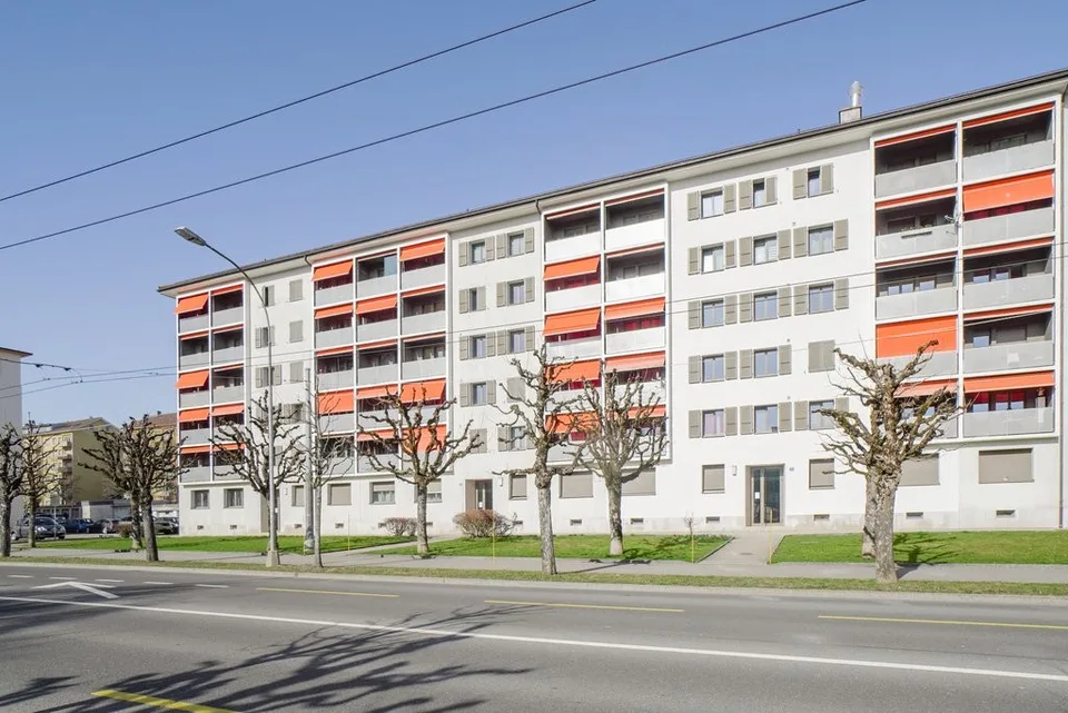 Charmant appartement lumineux de 2 pièces avec cuisine équipée