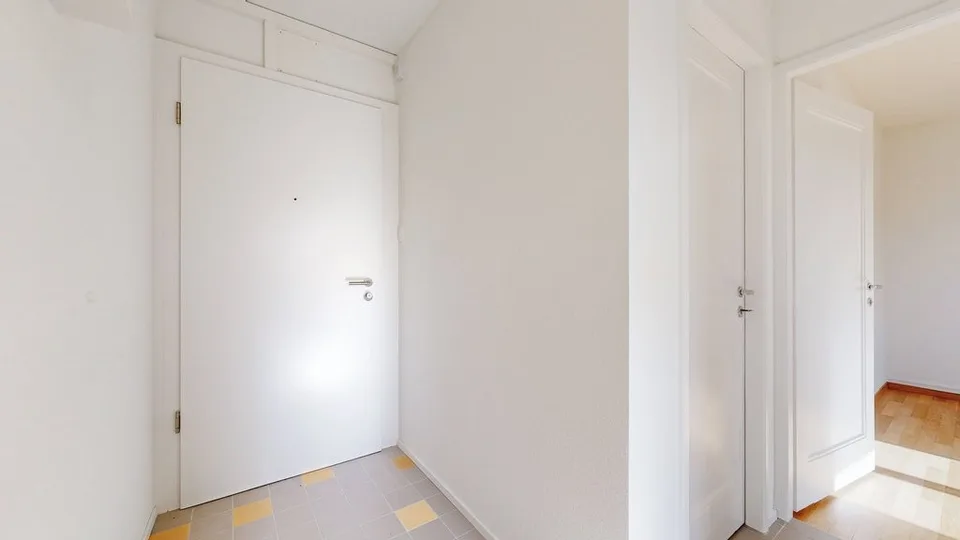 Charmant appartement lumineux de 2 pièces avec cuisine équipée