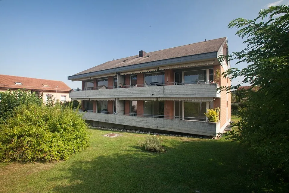 Attraktive 2.5 Zimmer-Dachwohnung in Bottmingen
