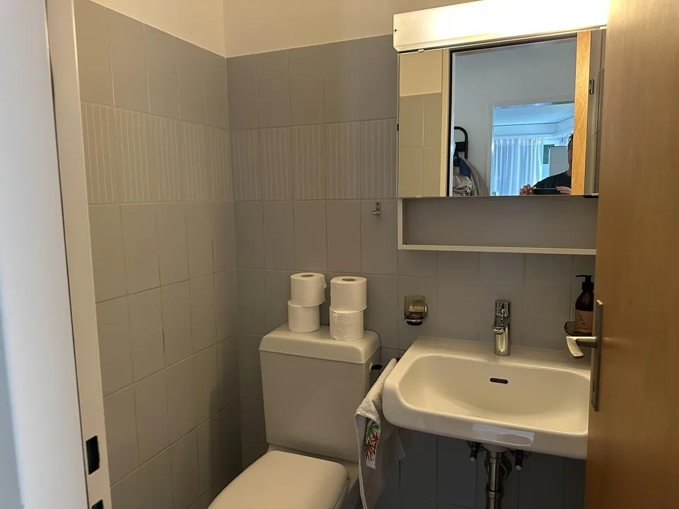 Helle 4-Zimmerwohnung mit Balkon im 4. Stock