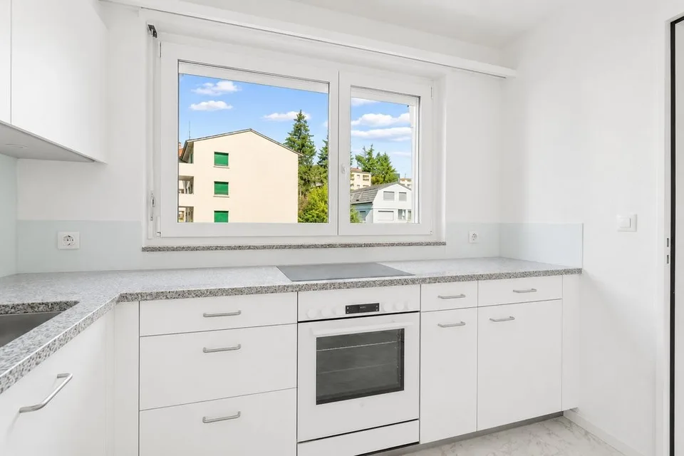 Grosse Aktion! - Gemütliche 3.5 Zimmer-Wohnung mit Balkon!