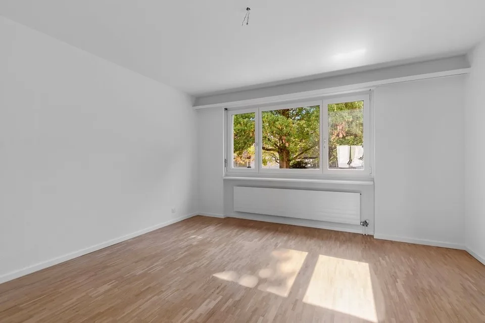 Grosse Aktion! - Gemütliche 3.5 Zimmer-Wohnung mit Balkon!