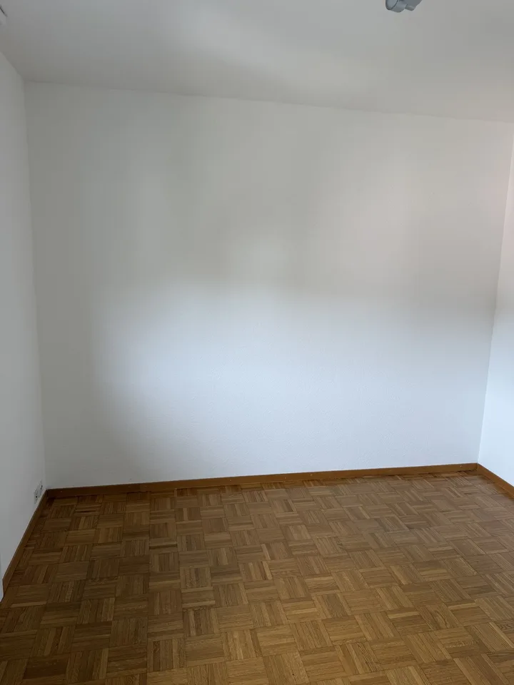 Route de rolliez 12, 1800 Vevey - CHF 820 inkl. NK pro Monat