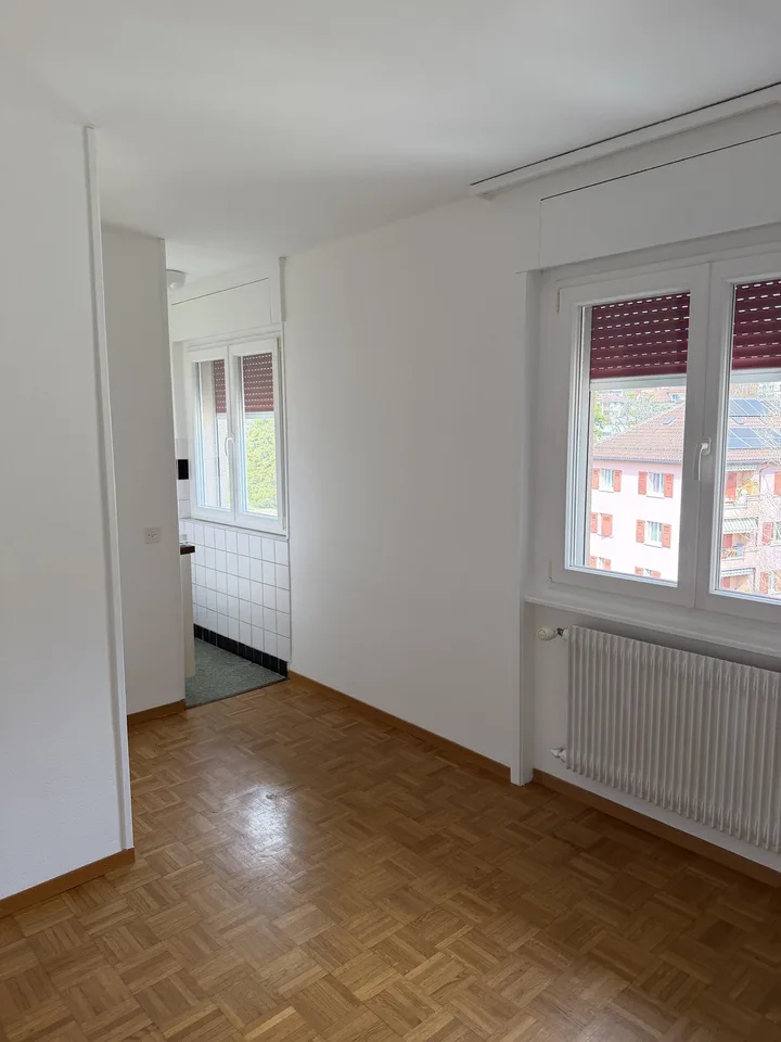 Route de rolliez 12, 1800 Vevey - CHF 820 inkl. NK pro Monat