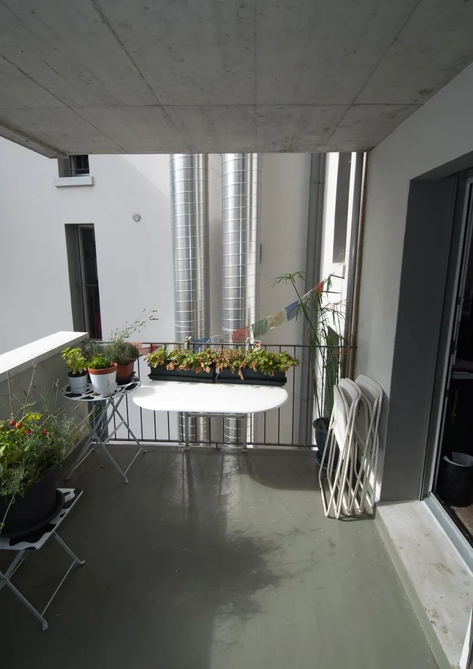 Centre Fribourg Magnifique et tranquille 3.5 p avec jardin,1 min à pied de la gare