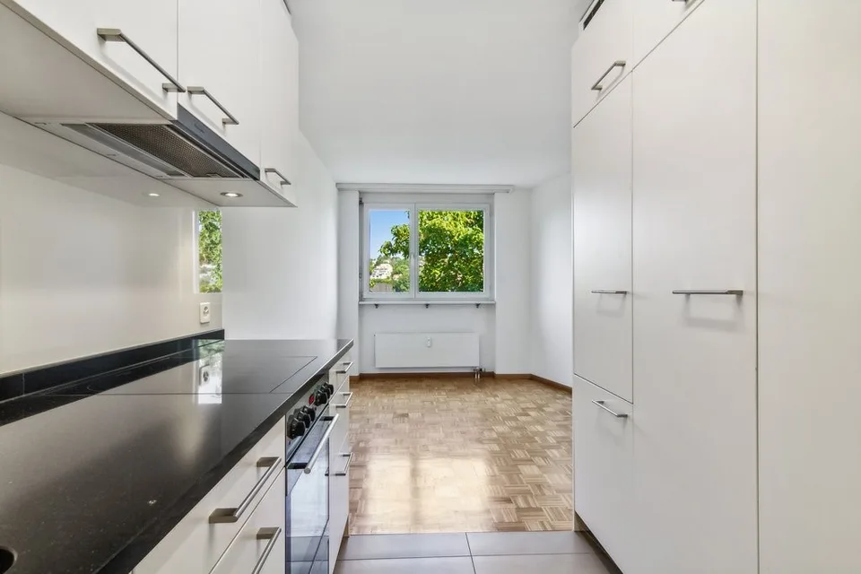 Wohnen an schöner und ruhiger Lage mit Aussicht! – Foto 3 von 11
