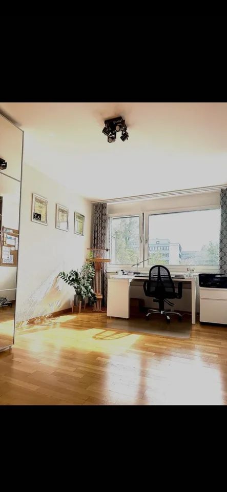 Helle 3.5-Zimmer-Wohnung mit 99 m² und Balkon in Dübendorf
