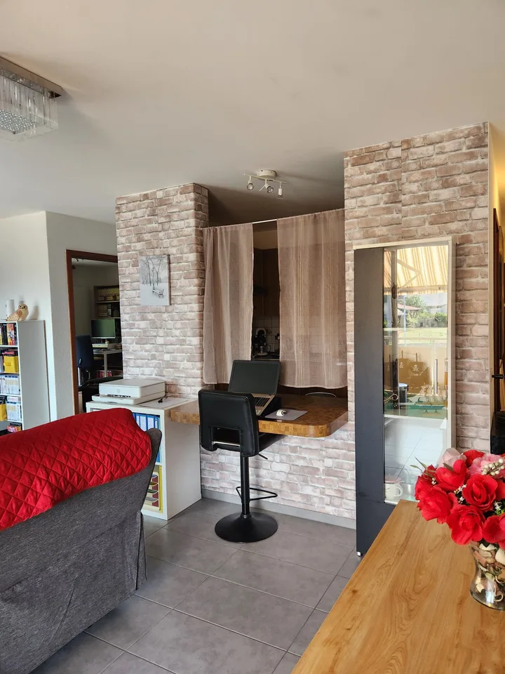DRINGEND Übernahme des Mietvertrags 3 Zimmer in Aigle 2 Schlafzimmer 2 Balkone