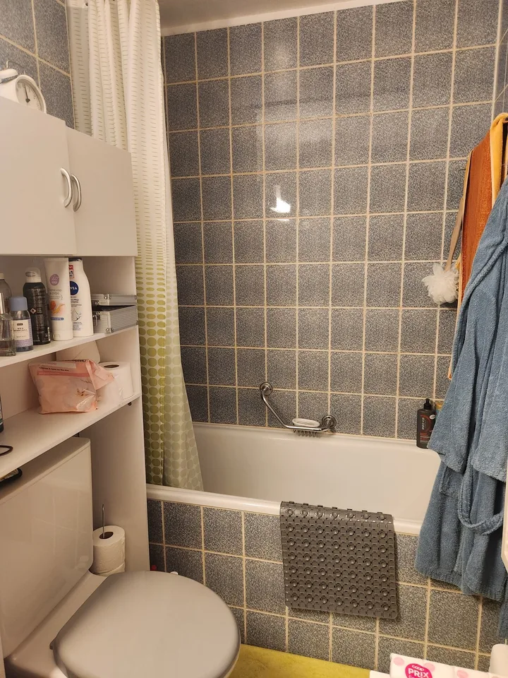 DRINGEND Übernahme des Mietvertrags 3 Zimmer in Aigle 2 Schlafzimmer 2 Balkone