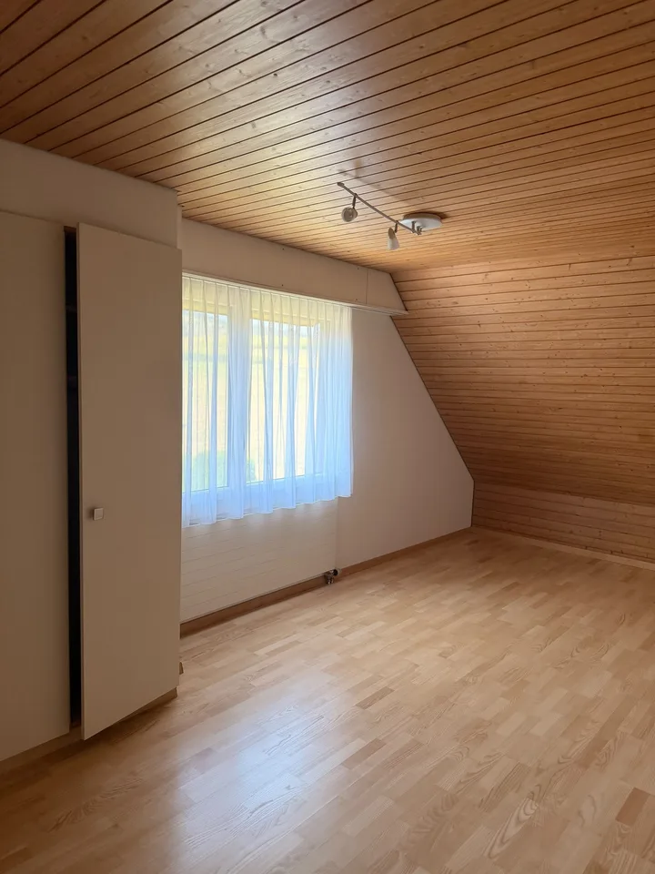 3 Zimmer Einlieger Dachwohnung