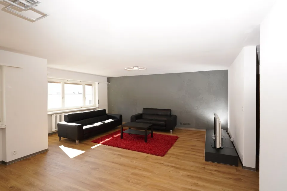 Grosszügige 4.5-Zimmerwohnung mit 114 m² und zwei Balkonen in Gampel