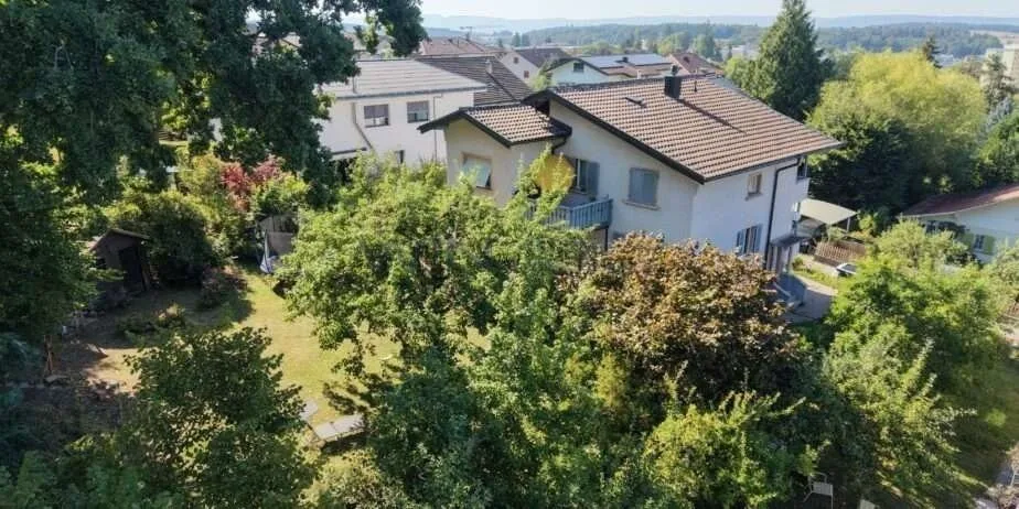 Guintzet: Maison 2 app / Haus mit Garten