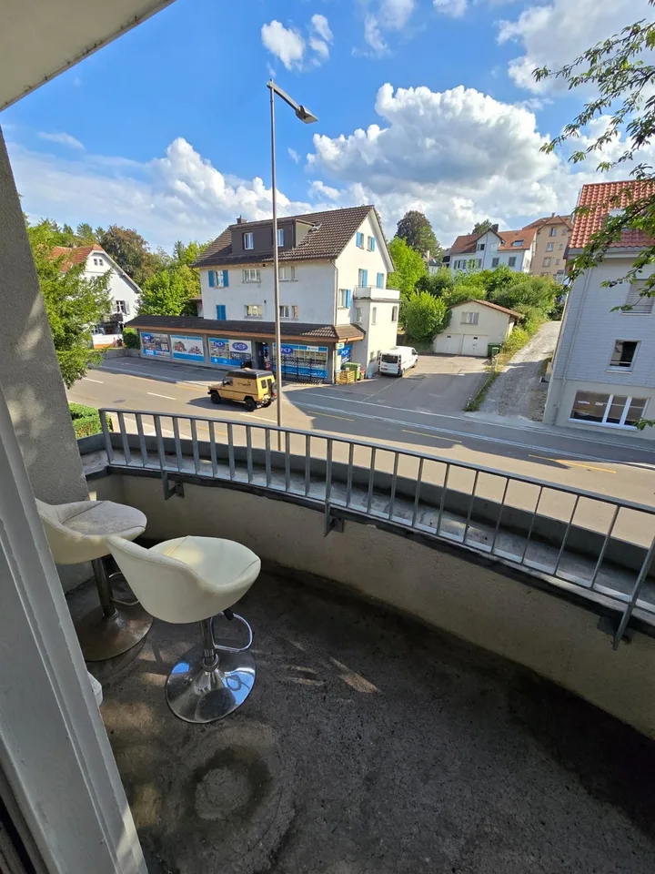 Kleine 1 Zimmer Wohnung mit Balkon und Stellplatz
