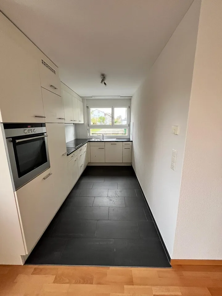 Moderne 4.5-Zimmer-Wohnung mit Terrasse