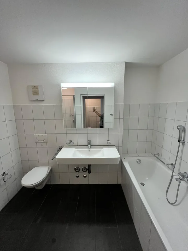 Moderne 4.5-Zimmer-Wohnung mit Terrasse