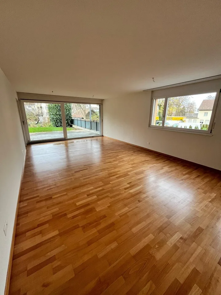 Moderne 4.5-Zimmer-Wohnung mit Terrasse