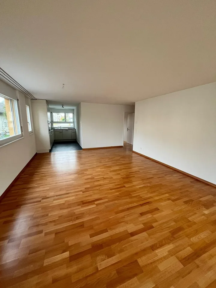 Moderne 4.5-Zimmer-Wohnung mit Terrasse