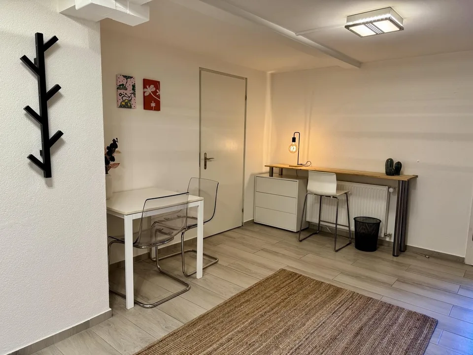 Möblierte 2-Zimmer-Wohnung in Seenähe – ideal für Einzelperson