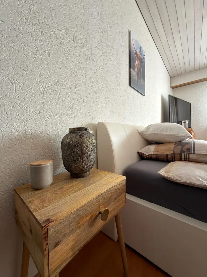 Möbliertes Privatzimmer für Pendler in Glattfelden