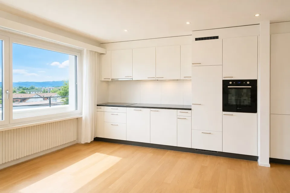 Helle 3.5-Zimmer-Wohnung mit Balkon in Oetwil am See